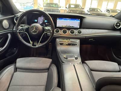Mercedes-Benz E 300 E T-Modell Avantgarde/Navi/Kamera/LED/TOP — slika 13