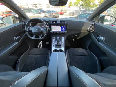 DS Automobiles DS7 E-Tense 300 kW Performance Line + 4x4 — slika 12