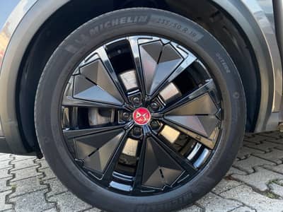 DS Automobiles DS7 E-Tense 300 kW Performance Line + 4x4 — slika 20