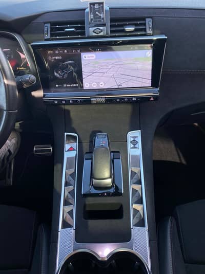 DS Automobiles DS7 E-Tense 300 kW Performance Line + 4x4 — slika 10