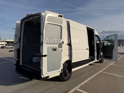 Volkswagen Crafter 35TDI*MAXI-HOCH-LANG*KLIMA*KAMERA*TEMPOM — slika 24