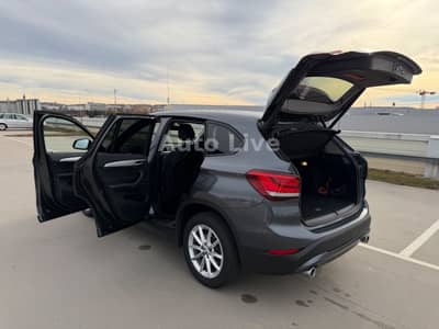 BMW X1 sDrive 20 d*AUTOMATIK*SPORT*PANO*NAVI*LED*AHK — slika 23