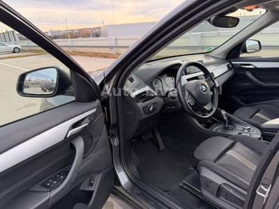 BMW X1 sDrive 20 d*AUTOMATIK*SPORT*PANO*NAVI*LED*AHK — slika 13