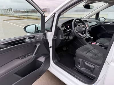 Volkswagen Touran 2.0 TDI*DSG*VIRTU*PAN*NAVI*LED*AHK*KEYLGO — slika 17