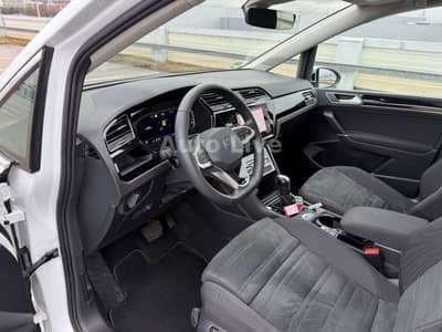 Volkswagen Touran 2.0 TDI*DSG*VIRTU*PAN*NAVI*LED*AHK*KEYLGO — slika 14