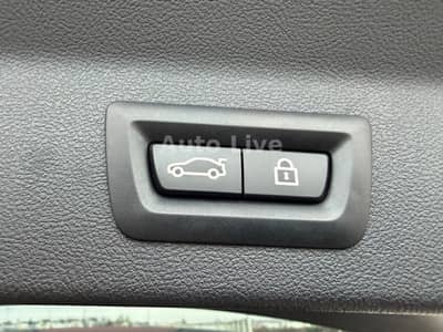 BMW X3 xDrive 30e SAG*M PAKET*VIRTUAL*PANO*LASER*VOL — slika 24