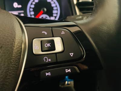 Volkswagen T-Roc°Apple-Car°AHK°PDC°SHZ°ACC° — slika 15