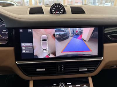 Porsche Cayenne Turbo Sport-Chrono Matrix-LED 18-WEGE — slika 19