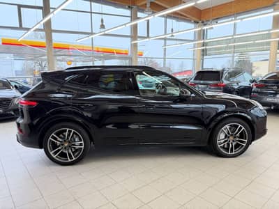 Porsche Cayenne Turbo Sport-Chrono Matrix-LED 18-WEGE — slika 5