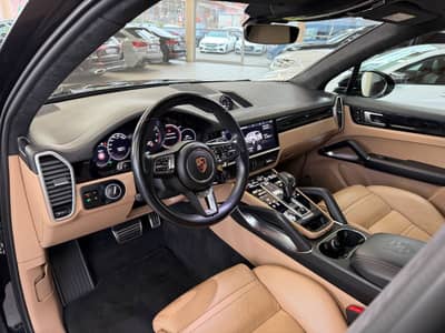 Porsche Cayenne Turbo Sport-Chrono Matrix-LED 18-WEGE — slika 13