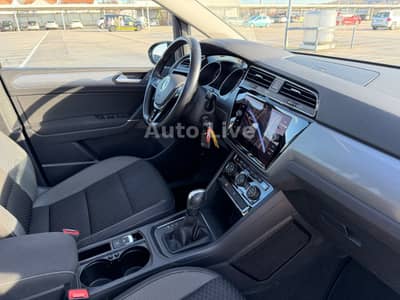 Volkswagen Touran 2.0 TDI*DSG*PANO*NAVI*LED*KAMERA*AHK*ACC* — slika 16