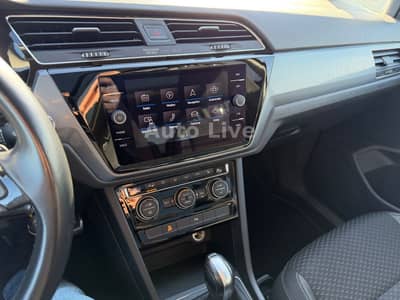 Volkswagen Touran 2.0 TDI*DSG*PANO*NAVI*LED*KAMERA*AHK*ACC* — slika 20