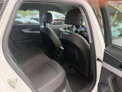 Audi A4 Avant 30 TDI — slika 23