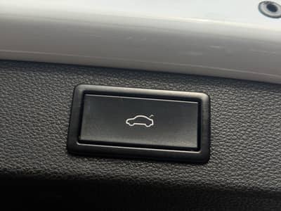 Skoda Kodiaq RS 4x4 7 Sitz*Pano*Virtual*AHK*STHZ*Memo* — slika 20