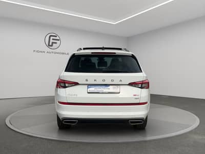 Skoda Kodiaq RS 4x4 7 Sitz*Pano*Virtual*AHK*STHZ*Memo* — slika 4