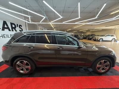 Mercedes-Benz GLC 220 d 4Matic/Navi/LED/Leder/PANO/Kamera — slika 6