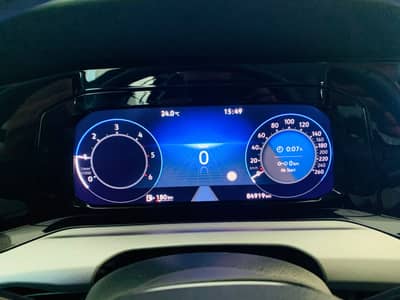 Volkswagen Golf VIII Variant Life°AMBIENT°SHZ°8xbereift — slika 11