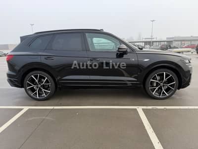 Volkswagen Touareg 3.0 TDI*R LINE*BlackS*PAN*MATRI*LUFT*VOL — slika 6