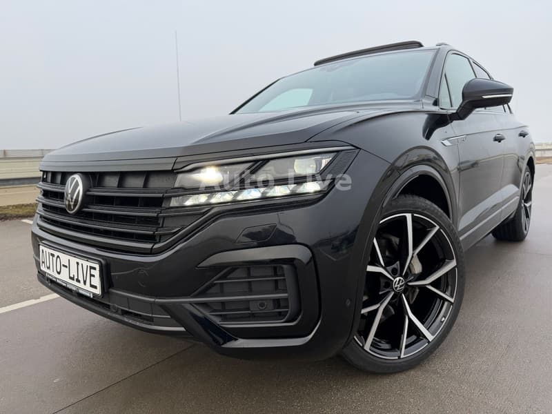Volkswagen Touareg 3.0 TDI*R LINE*BlackS*PAN*MATRI*LUFT*VOL