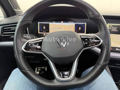 Volkswagen Touareg 3.0 TDI*R LINE*BlackS*PAN*MATRI*LUFT*VOL — slika 9