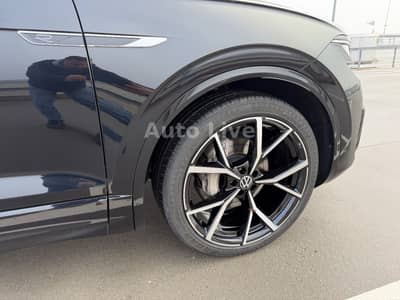 Volkswagen Touareg 3.0 TDI*R LINE*BlackS*PAN*MATRI*LUFT*VOL — slika 8