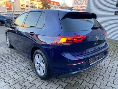 Volkswagen Golf VIII Lim. Life ACC/PDC/LED/Assistenz/Sitzhz — slika 4