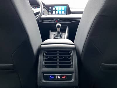 Volkswagen Golf VIII Lim. Life ACC/PDC/LED/Assistenz/Sitzhz — slika 15
