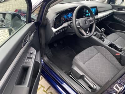 Volkswagen Golf VIII Lim. Life ACC/PDC/LED/Assistenz/Sitzhz — slika 6