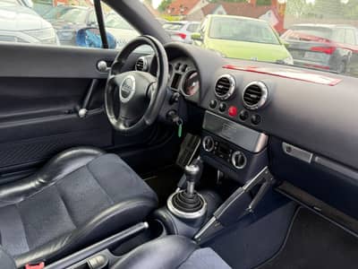 Audi TT 1.8 T Roadster — slika 4