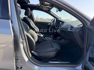 BMW 120d xDrive*SPORT LINE*PANO*VIRTU*LED*KAMERA*VOL — slika 33