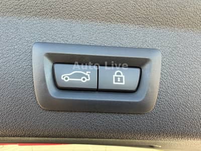 BMW 120d xDrive*SPORT LINE*PANO*VIRTU*LED*KAMERA*VOL — slika 34
