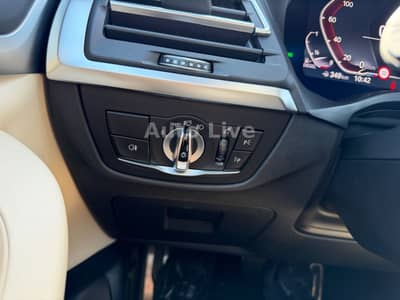 BMW X4 xDrive 20d*M PAKET*PANO*VIR*LED*KAMERA*HEADUP — slika 16
