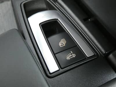 Mercedes-Benz SL 400 AMG-Line 1-Hand SAGA Deutsches Fahrzeug — slika 16