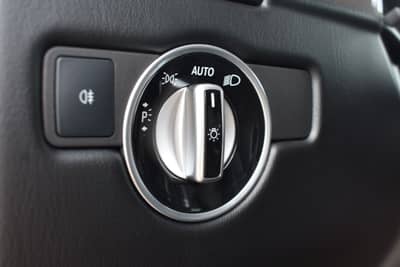 Mercedes-Benz G 500 V8 1.HAND/AHK/SD/LEDER/KAMERA/TOTWINKEL — slika 31