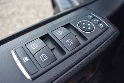 Mercedes-Benz G 500 V8 1.HAND/AHK/SD/LEDER/KAMERA/TOTWINKEL — slika 29