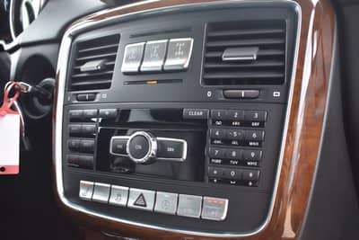 Mercedes-Benz G 500 V8 1.HAND/AHK/SD/LEDER/KAMERA/TOTWINKEL — slika 22