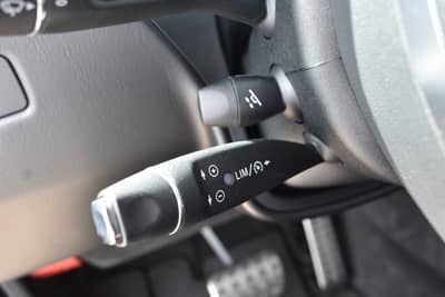 Mercedes-Benz G 500 V8 1.HAND/AHK/SD/LEDER/KAMERA/TOTWINKEL — slika 32