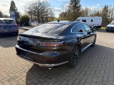 Volkswagen Arteon 2.0 TDI Elegance PANO HEADUP CAM STHZ AHK — slika 13