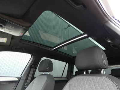Volkswagen Tiguan Allspace 2.0 TDI DSG HUD ACC AHK PANO 360 — slika 23