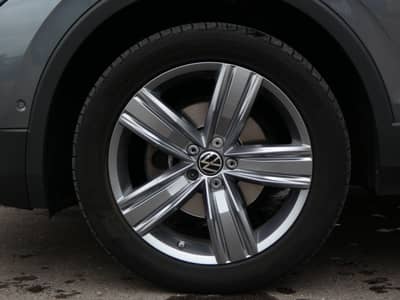 Volkswagen Tiguan Allspace 2.0 TDI DSG HUD ACC AHK PANO 360 — slika 32