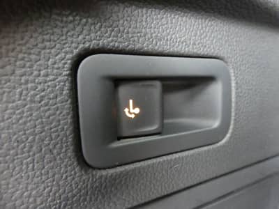 Volkswagen Tiguan Allspace 2.0 TDI DSG HUD ACC AHK PANO 360 — slika 28
