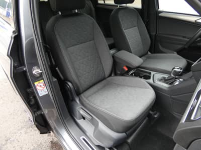 Volkswagen Tiguan Allspace 2.0 TDI DSG HUD ACC AHK PANO 360 — slika 6
