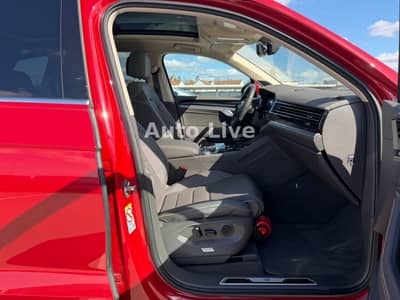 Volkswagen Touareg 3.0 TDI*R LINE*PANO*MATRIX*LUFT*360*VOL — slika 28