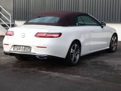 Mercedes-Benz E 220 d 9G Leder MBeam Navi Aircap Airscarf 18" — slika 30
