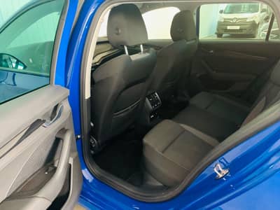 Skoda Octavia Combi Ambition DSG°LED°SHZ°DIGITAL°8x — slika 20