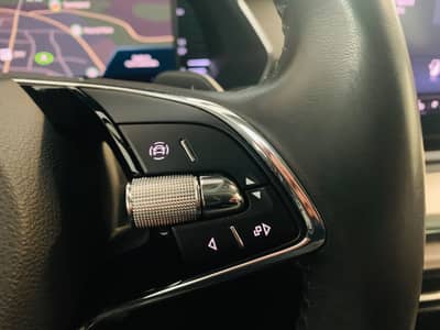 Skoda Octavia Combi Ambition DSG°LED°SHZ°DIGITAL°8x — slika 15
