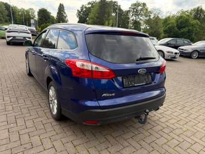 Ford Focus Turnier 2.0 TDCI Titanium AHK — slika 9