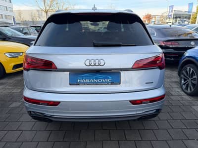 Audi Q5 40 TDI quattro S line — slika 12