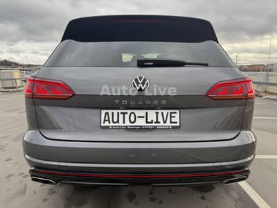 Volkswagen Touareg 3.0 TDI*R LINE*BlackS*PAN*MATRI*LUFT*VOL — slika 4