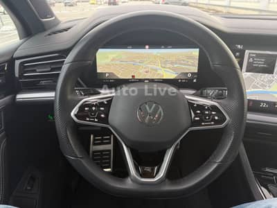 Volkswagen Touareg 3.0 TDI*R LINE*BlackS*PAN*MATRI*LUFT*VOL — slika 8